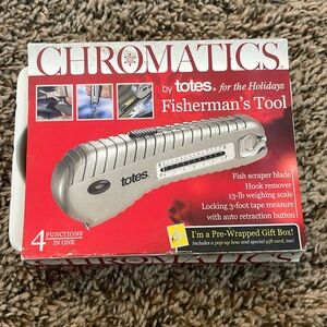 Fisherman's Tool by Totes. Chromatics.